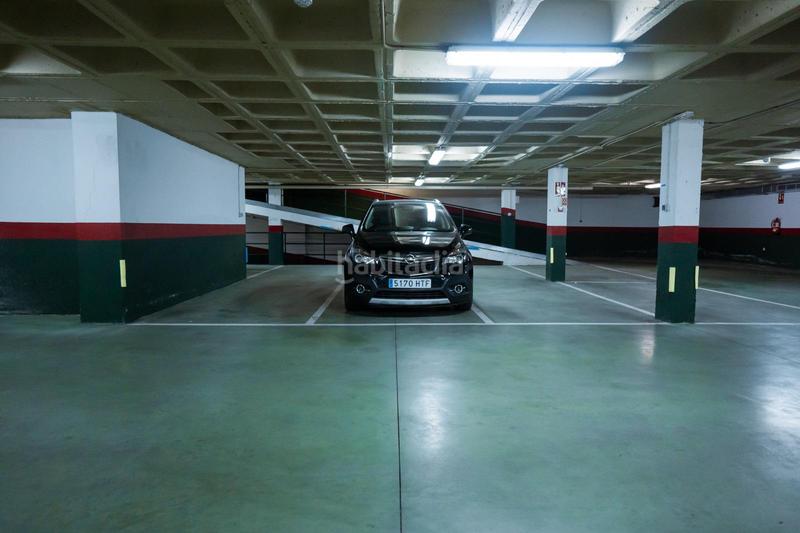 Foto 8e99e21d-b3ad-41d6-83ce-a0c0814b134b. Parking coche 41 plazas de garaje zona garcia noblejas. en Madrid