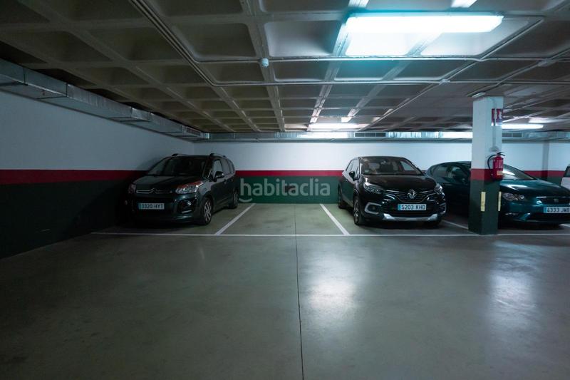 Foto bf6e53fb-ff93-431b-9802-af861ef35251. Parking coche 41 plazas de garaje zona garcia noblejas. en Madrid