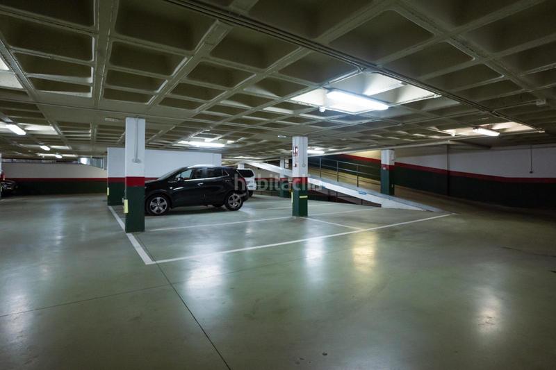 Foto dbc0492c-e7cf-4437-a406-21cd1da8269f. Parking coche 41 plazas de garaje zona garcia noblejas. en Madrid