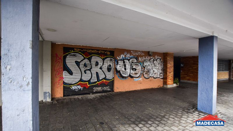 Loft en avenida del manzanares 80 bajo a reformar en primera línea rio en Madrid - Imagen 7