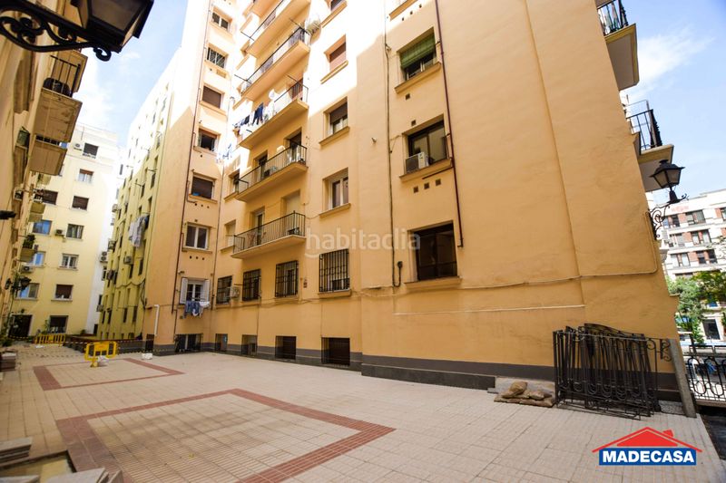 Foto 690c0fed-870c-4c86-aad7-66a2a5d76694. Local comercial a Vallehermoso Madrid