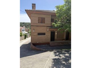 Miete Doppelhaus  Paseo río lozoya. Chalet pareado con garaje y jardín