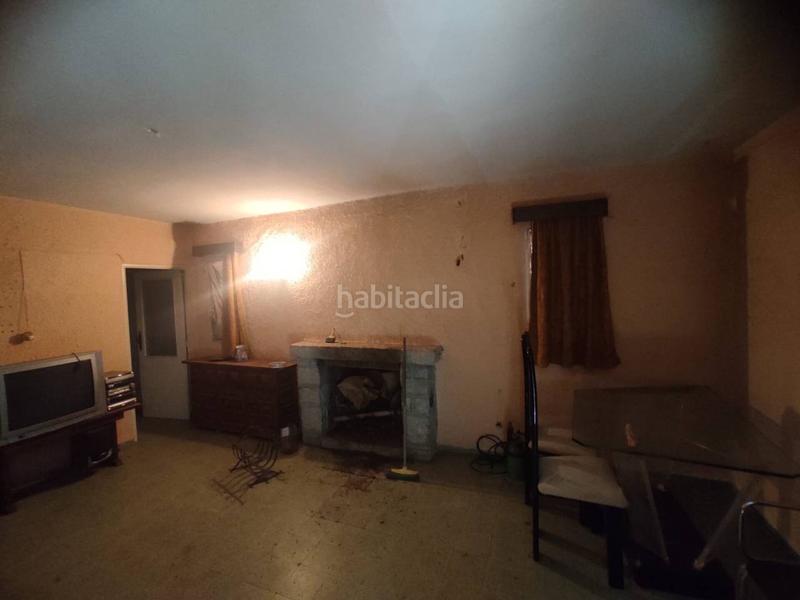 Foto c6866b1e-426b-4580-b740-0b38138e296d. House with parking in Piñuécar