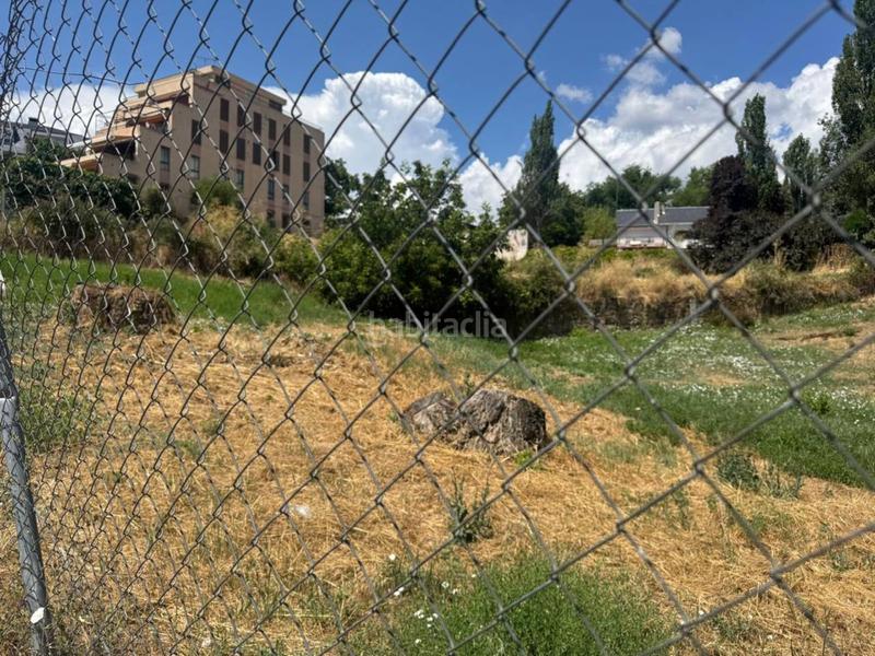 Foto 7bc8e425-5bec-470d-9a37-19e8e441b6a7. Terrain résidentiel dans doctor bernardo barrios 7 dans Buitrago del Lozoya