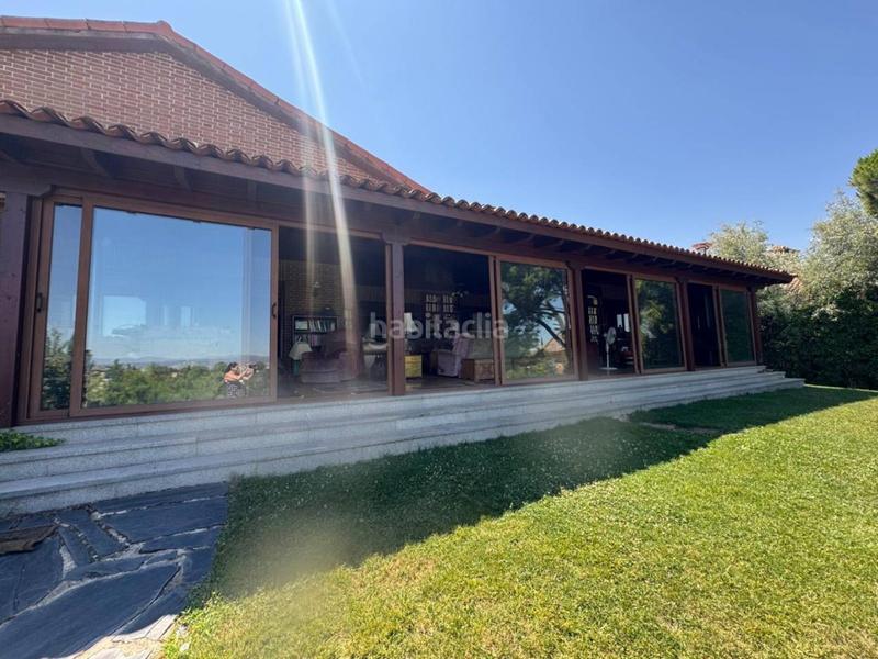 Foto 767b03f6-5137-456c-b156-db6110fec53a. Chalet con parcheggio piscina in Santo Domingo