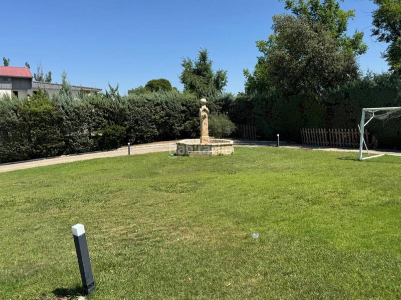 Foto b37ee592-eb76-49a4-9cf2-f7a90f0a9bd8. Chalet con parcheggio piscina in Santo Domingo