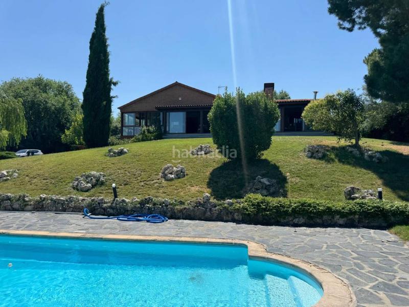 Foto ceb6b427-4173-405e-9f03-619fcbd73e56. Chalet con parcheggio piscina in Santo Domingo