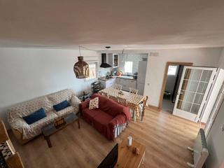 Casa  Pea la raya. Chalet pareado con jardn