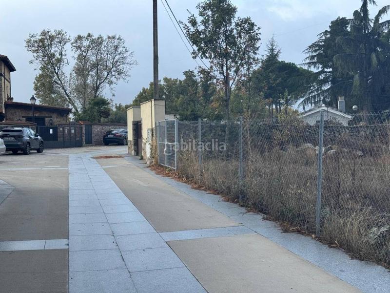 Foto f5bba33f-d620-4d2c-9959-99794910100b. Terreny residencial a Lozoyuela - Navas - Sieteiglesias