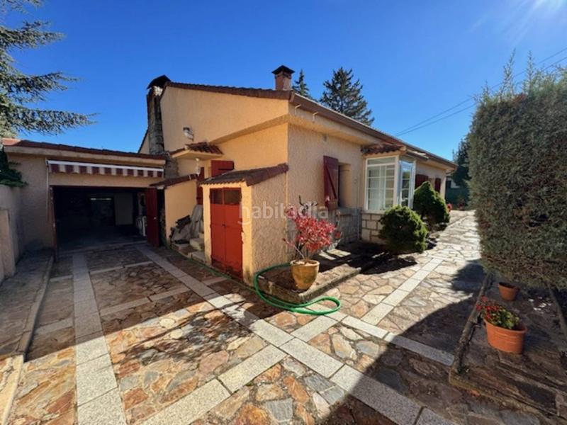 Foto 4586fb31-a34a-4068-a0db-f7ad4ed6b6de. Haus mit heizung parking in Buitrago del Lozoya