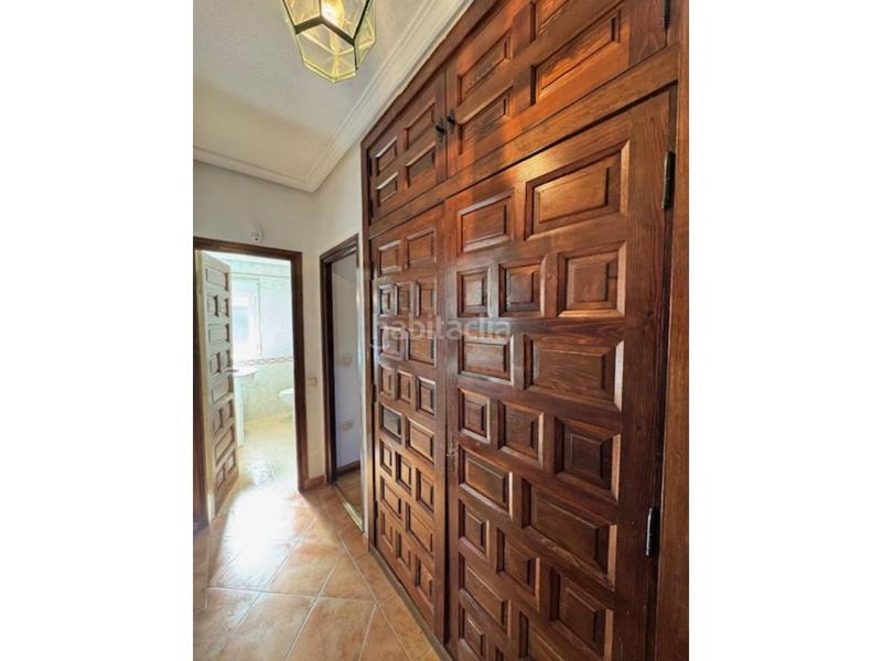 Foto b603b663-6ab2-42ad-9914-1d09bc768b6a. Haus mit heizung parking in Buitrago del Lozoya