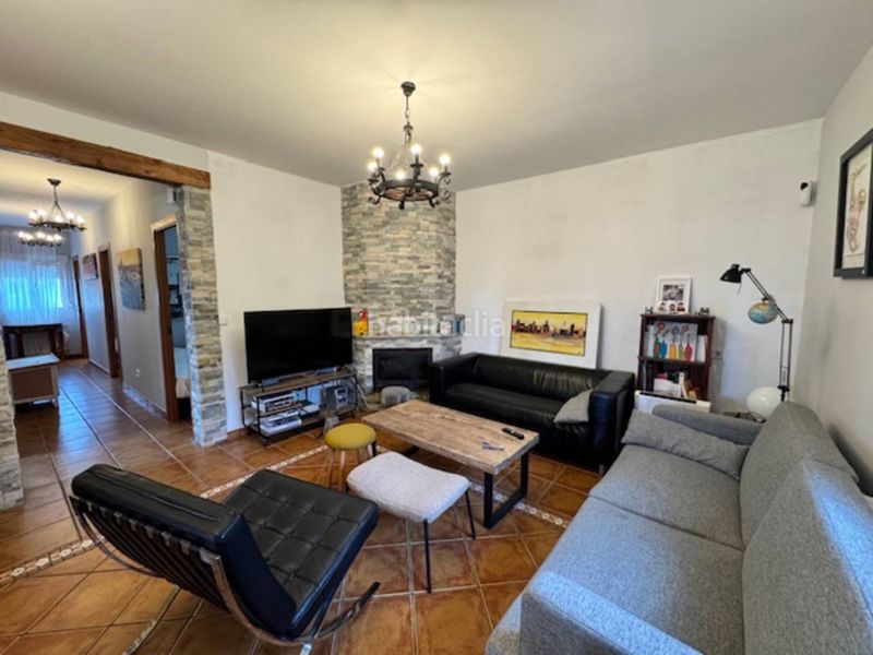 Foto ead092ad-c415-4c67-b53a-2965fcc12ef2. Casa amb calefacció a Acebeda (La)