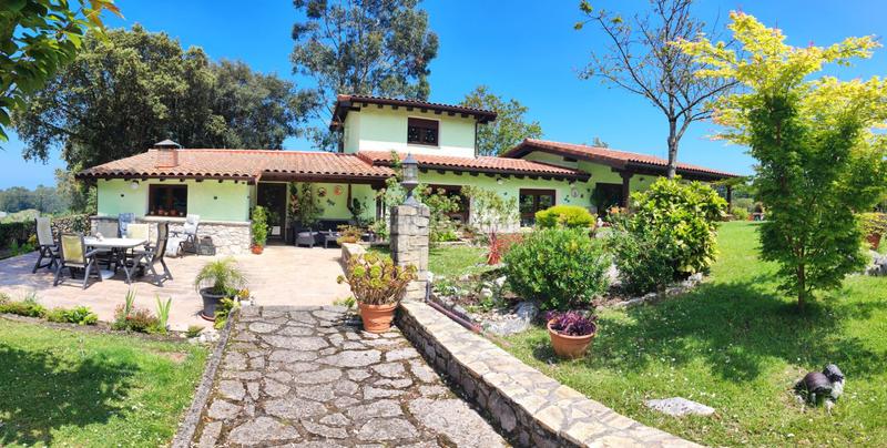 Foto 2a6484ee-d310-490f-be56-31d5e7f51243. Chalet en Pría-Nueva-Hontoria-Naves Llanes