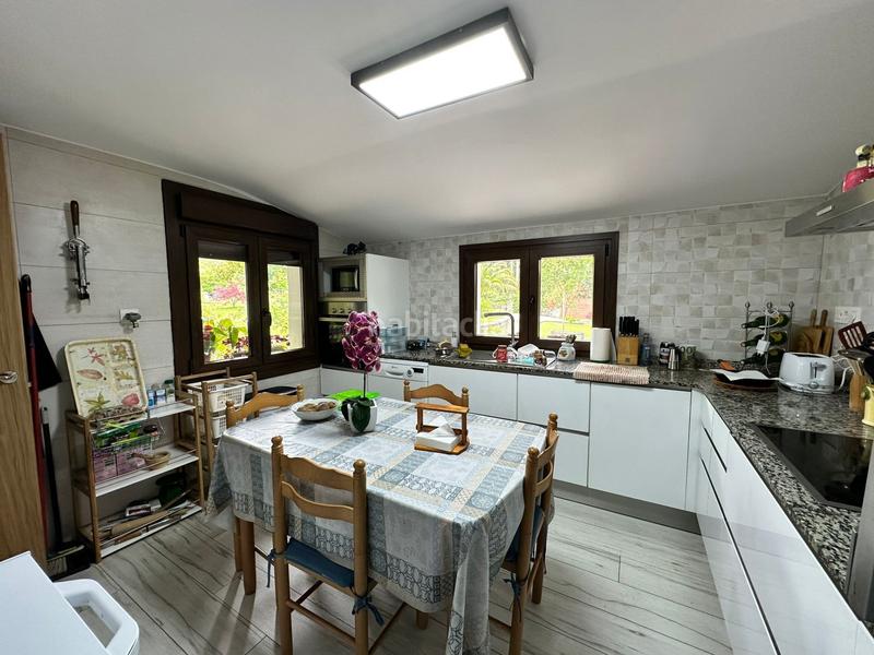 Foto 63e1cee5-c490-449d-8a6f-32a6e4b73421. Chalet con riscaldamento parcheggio in Pría-Nueva-Hontoria-Naves Llanes