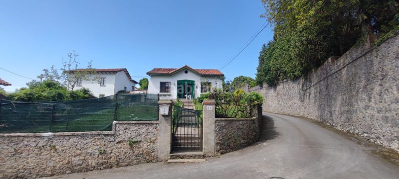 Foto 529d42a3-e9ba-48c6-bb7b-c5a1f231731a. Casa a calle nueva 237d a Pría-Nueva-Hontoria-Naves Llanes