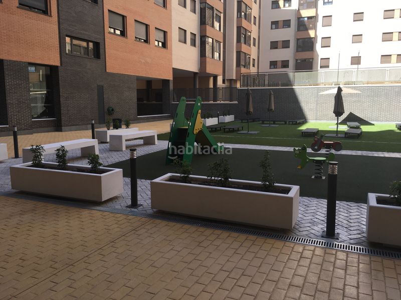 Foto 73de3ad9-8316-4a36-9c59-910727de11fe. Àtic a calle río tajuña 7 a Juncal Torrejón de Ardoz