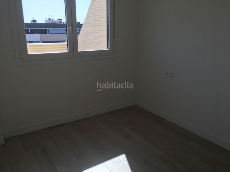 Foto a4076f56-d110-4f85-9b74-0624350d80c3. Àtic a calle río tajuña 7 a Juncal Torrejón de Ardoz