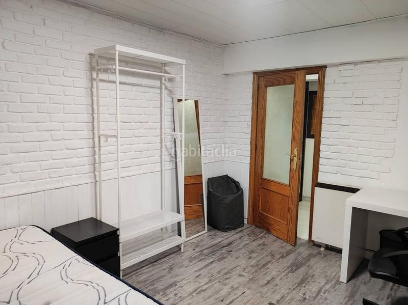 Foto bc329423-6cb0-41a2-a556-8fe5d80619ff. Duplex con riscaldamento in Aluche Madrid