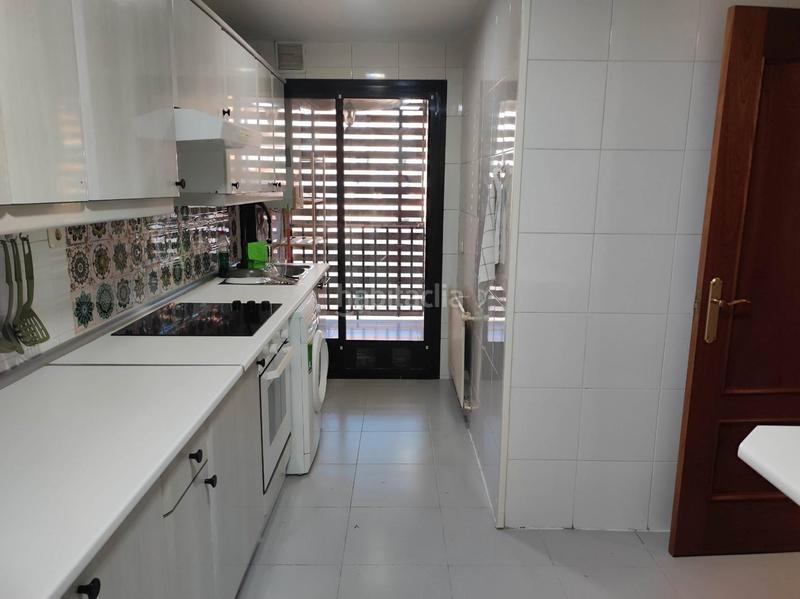 Foto 4a0f00ce-0634-427b-b167-8558691cf0f0. Flat with heating pool in Centro Fuenlabrada