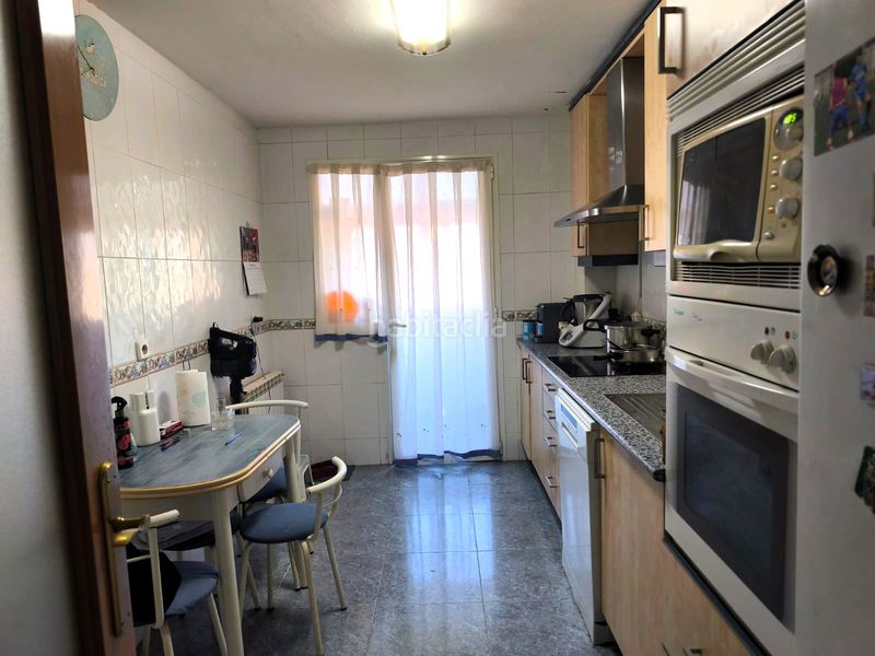 Foto abe28ee6-eede-4b1a-a7ee-da7586930bab. Dúplex a calle de la fontana 5 a El Arroyo-La Fuente Fuenlabrada