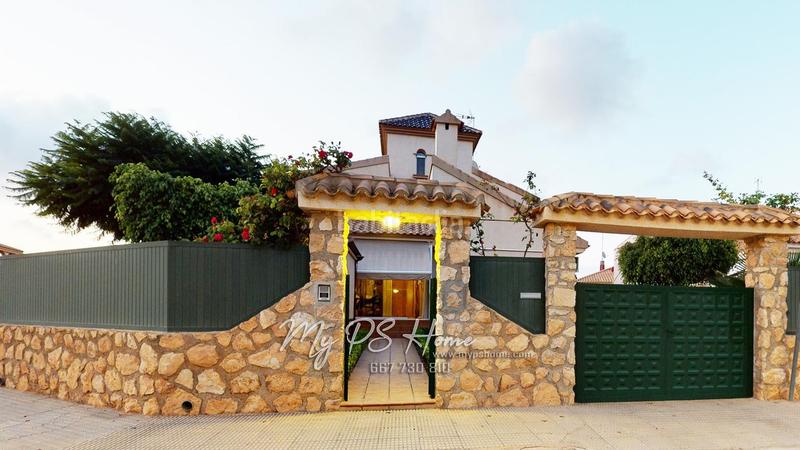 Foto b4d019f8-ac59-45c1-979d-395699d916c5. House with heating parking in Santiago de La Ribera San Javier