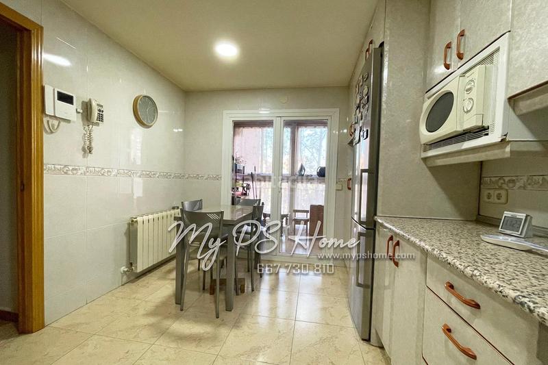 Foto d4ba1f7f-502f-46a4-8ab7-381012649a50. Appartement avec chauffage parking dans Palomeras Sureste Madrid
