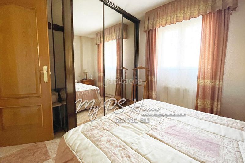 Foto 76646fd0-dca2-450b-99bb-57720d10b5a0. Flat with heating parking in Palomeras Sureste Madrid