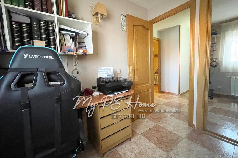Foto b021bd85-c004-4485-831e-d3e6c308b426. Flat with heating parking in Palomeras Sureste Madrid