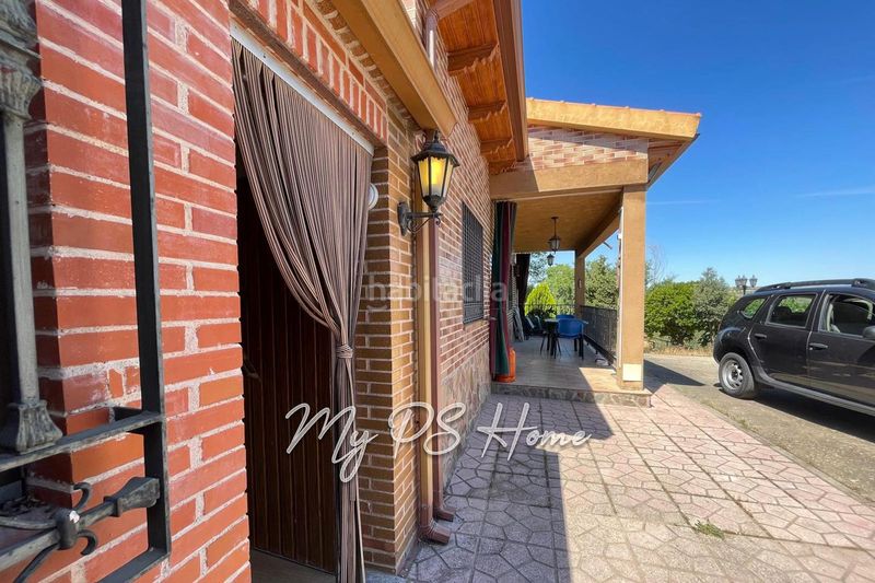 Foto c9ec18f2-3f4a-4755-825c-bd22ab0cee31. Casa a Barajas de Melo