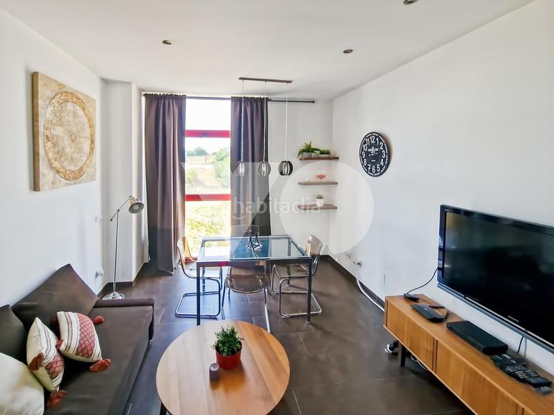 Foto d6308218-bac0-41ac-b8aa-5af4e95679b2. Dúplex loft en venta en Rejas, san blas, en Rejas Madrid