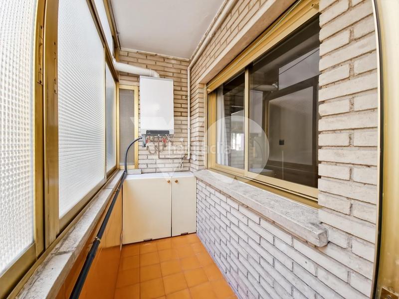 Foto d866b1ac-e1f2-4c63-a9d4-76246c45b39d. Rent flat with heating in Canillejas Madrid