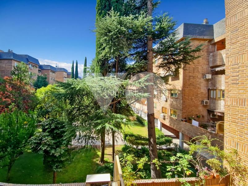 Foto e39ab03e-c621-4a5c-b4ca-e41272e46b37. Rent flat with heating in Canillejas Madrid