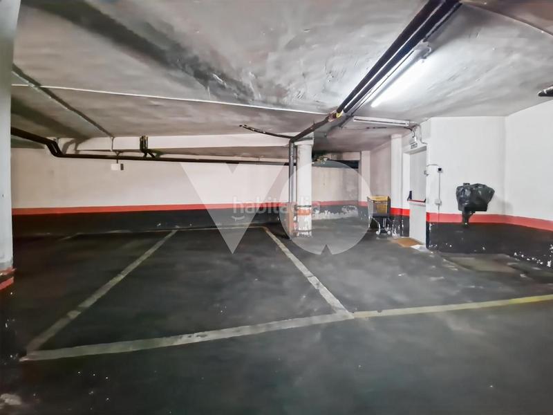 Foto 22ee168a-44ed-488c-b7b7-3b5fb7ac748d. Rez-de-chaussée avec chauffage parking piscine dans Madrid