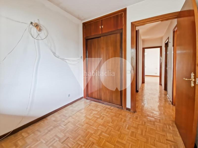 Foto 541189a0-7224-48c6-b122-7dac9275d51d. Rez-de-chaussée avec chauffage parking piscine dans Madrid