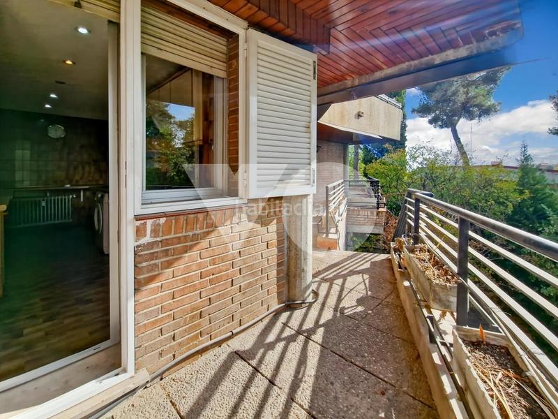 Foto 62f79b30-21c4-4c21-875d-afc7557c4c62. Rez-de-chaussée avec chauffage parking piscine dans Madrid