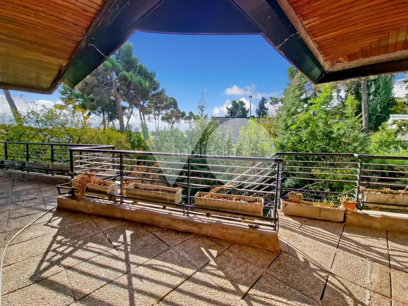 Foto 645c23ec-8a2d-45fe-9ca8-4bd225e3f827. Rez-de-chaussée avec chauffage parking piscine dans Madrid