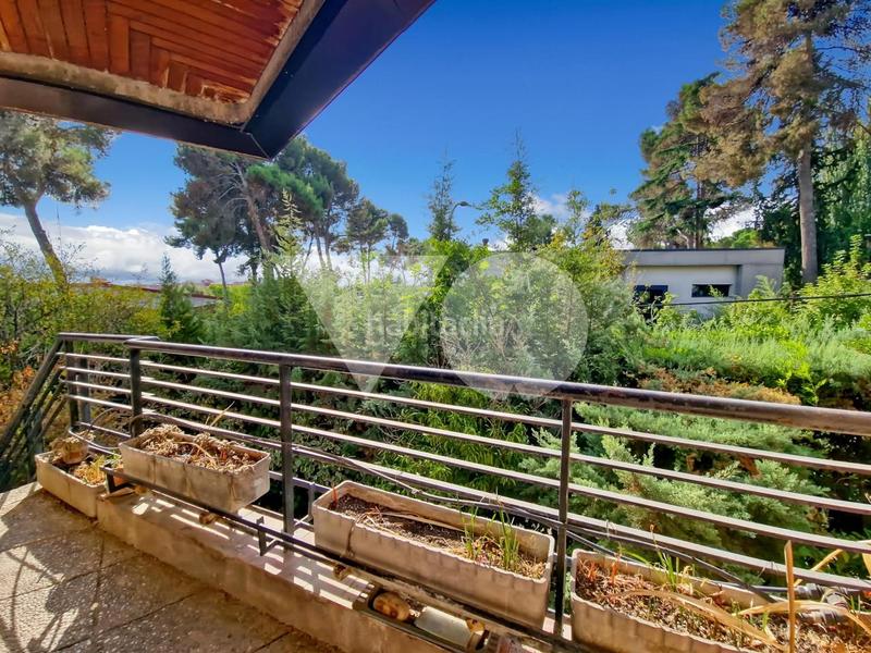 Foto 69d219aa-1206-4a5d-8ab4-323bbadaf862. Rez-de-chaussée avec chauffage parking piscine dans Madrid