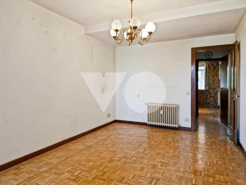 Foto 6d49e508-084c-4589-8f14-e60bbf8b165c. Rez-de-chaussée avec chauffage parking piscine dans Madrid