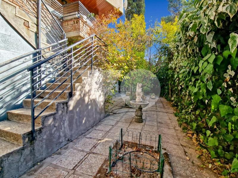 Foto 8c196dbb-e558-4257-85cb-e4bff81dcab6. Rez-de-chaussée avec chauffage parking piscine dans Madrid