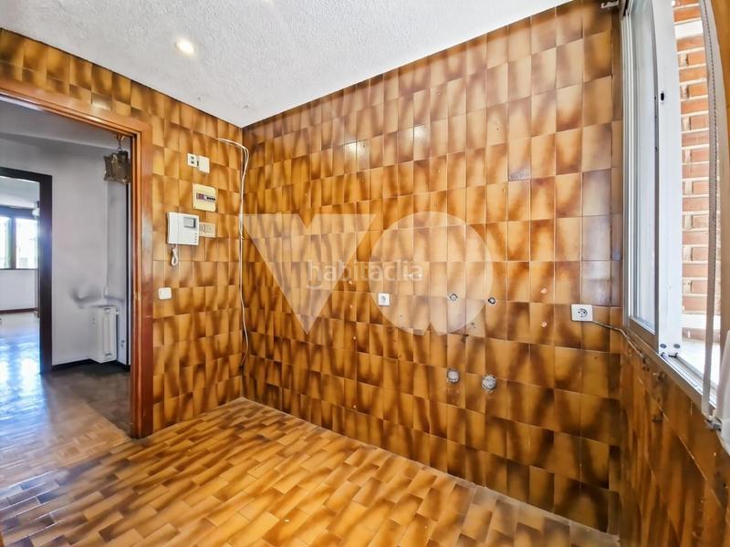 Foto 9f2ff36d-73c1-4b31-a806-0c3ceb36a235. Rez-de-chaussée avec chauffage parking piscine dans Madrid