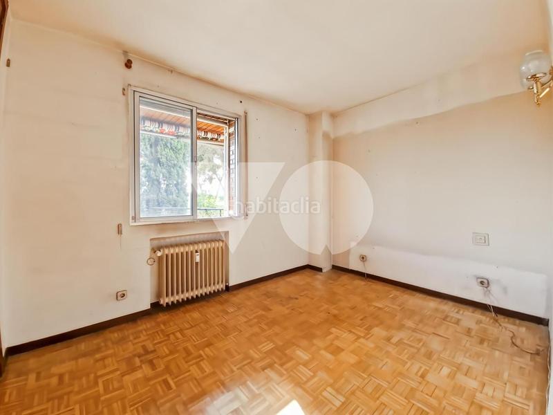 Foto a403db51-3a69-4a5c-8889-78d2f42a58d0. Rez-de-chaussée avec chauffage parking piscine dans Madrid