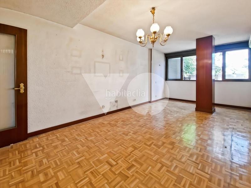 Foto d8f2e657-ad6d-4a63-89bc-cbd613912c75. Rez-de-chaussée avec chauffage parking piscine dans Madrid