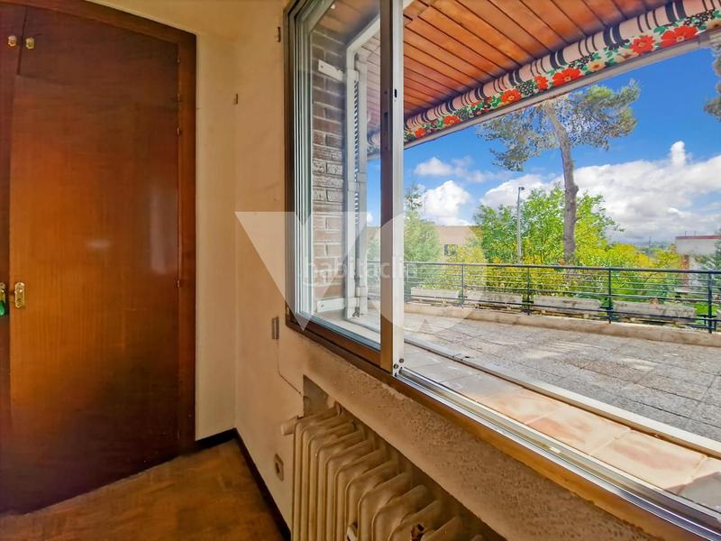 Foto e3b2039a-e201-41dc-87ef-91c4e2e8f765. Rez-de-chaussée avec chauffage parking piscine dans Madrid