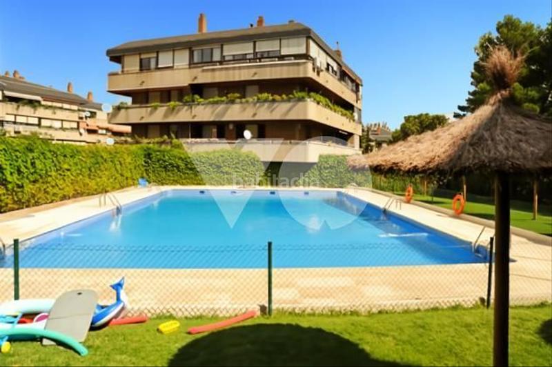 Foto ff40c5f3-d444-4ced-8bd3-29c5124a9073. Rez-de-chaussée avec chauffage parking piscine dans Madrid