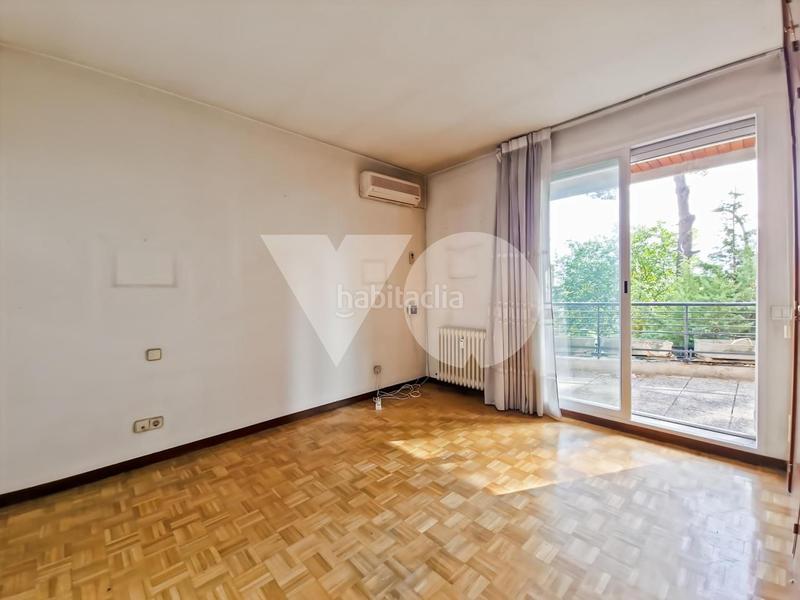 Foto ffb4f8d0-3822-45db-82f3-a85457c63001. Rez-de-chaussée avec chauffage parking piscine dans Madrid