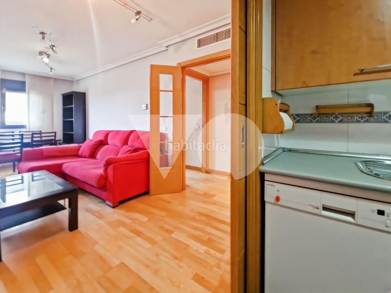 Foto 17b23a0f-f7c2-4d72-a270-46406f3e4e39. Flat with heating parking pool in Rejas Madrid