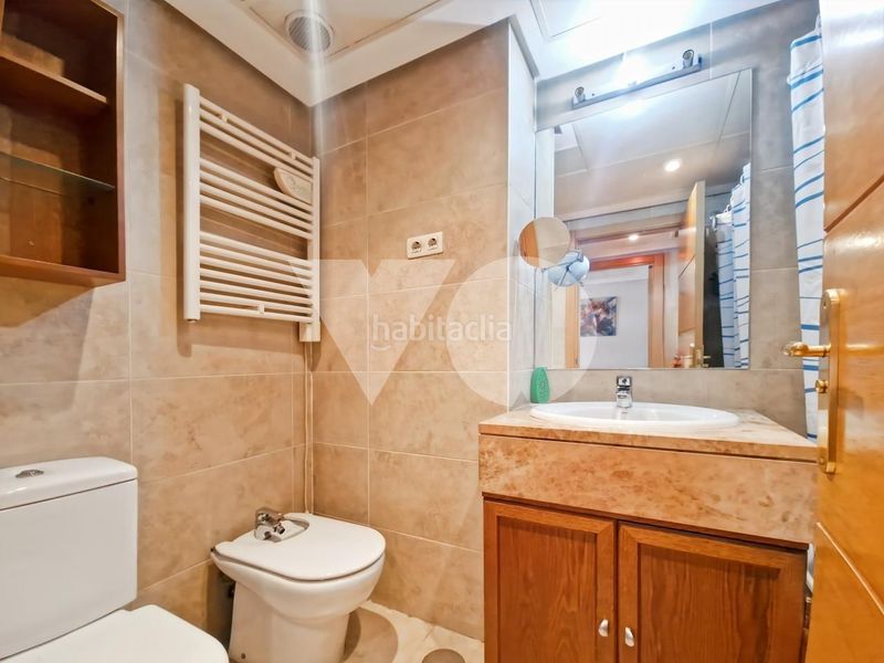 Foto 5e3ed2f4-0e57-4b1c-a570-260335ff0cc0. Flat with heating parking pool in Rejas Madrid