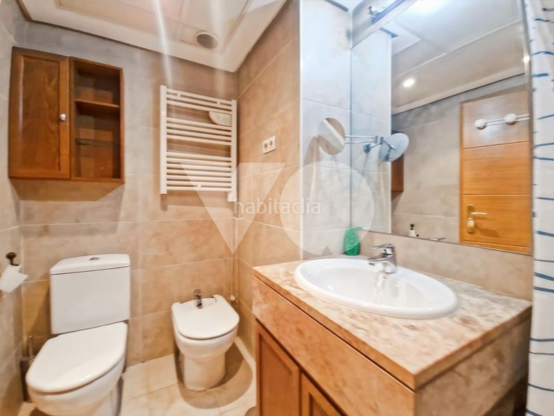 Foto a607685c-ca81-4acd-827f-801b2d5a3c18. Flat with heating parking pool in Rejas Madrid