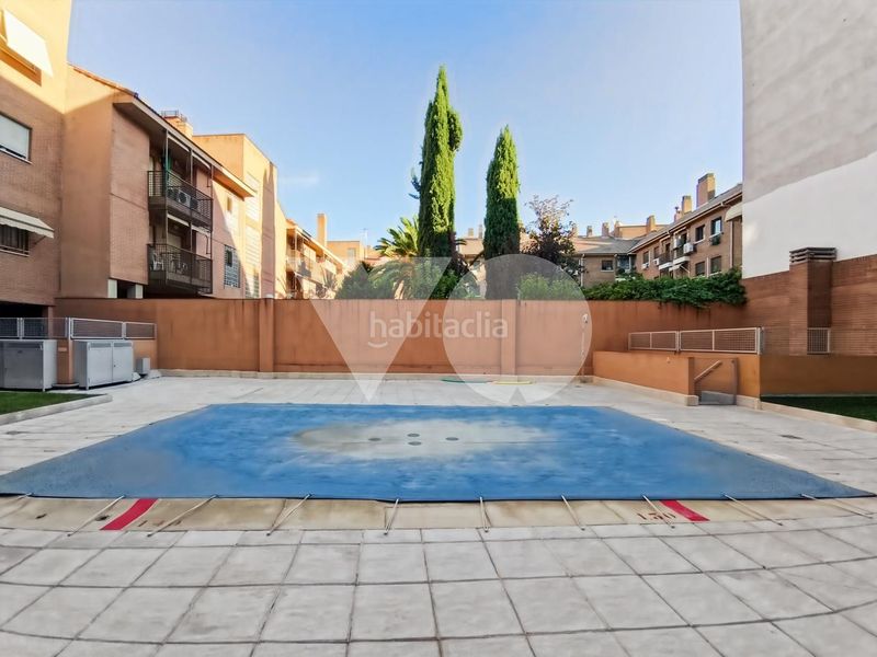 Foto 4f16525d-a152-491f-ba46-d6c91135ac7a. Estudi amb calefacció aparcament piscina a Canillejas Madrid