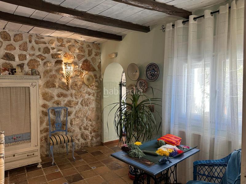 Foto 5b35cdf9-f98b-4507-b1df-774575170cd0. Chalet casa con bodega y patio en Pozuelo del Rey